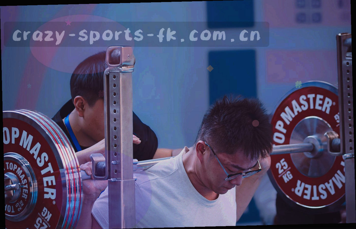多行指标条与数值网格特写，行距紧凑，底色为深墨绿